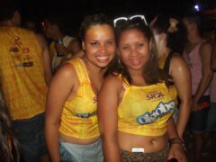Oktober 10 Anos